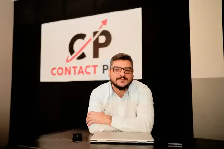 Imagem da matéria da Istoé Negócios sobre automação comercial da Contact Pro